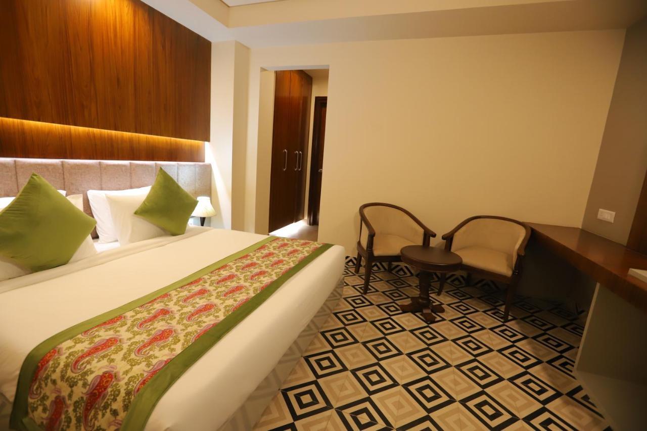 Ip Royal Hotel - New Delhi Extérieur photo