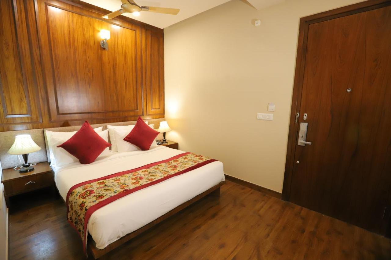 Ip Royal Hotel - New Delhi Extérieur photo