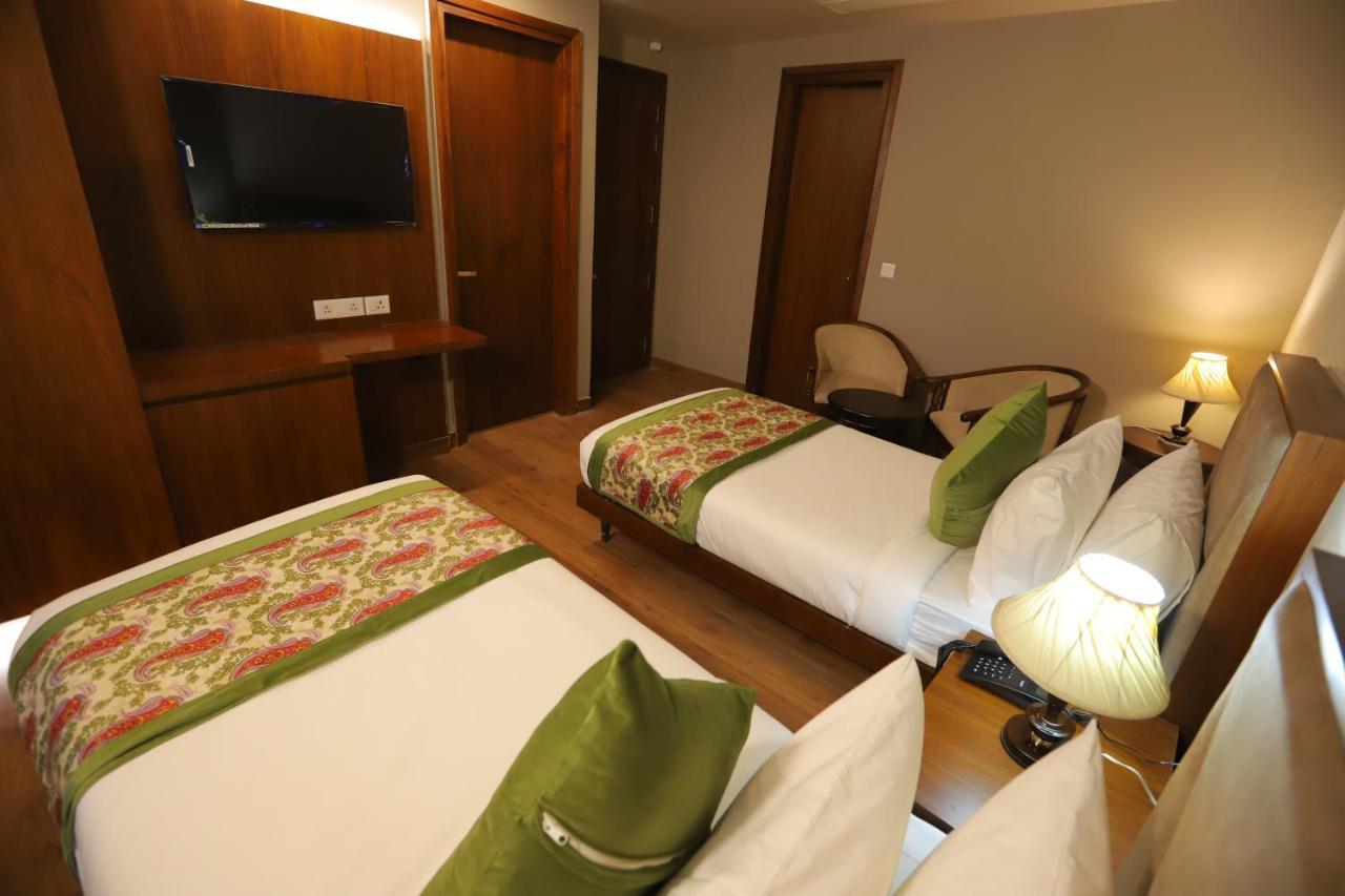 Ip Royal Hotel - New Delhi Extérieur photo