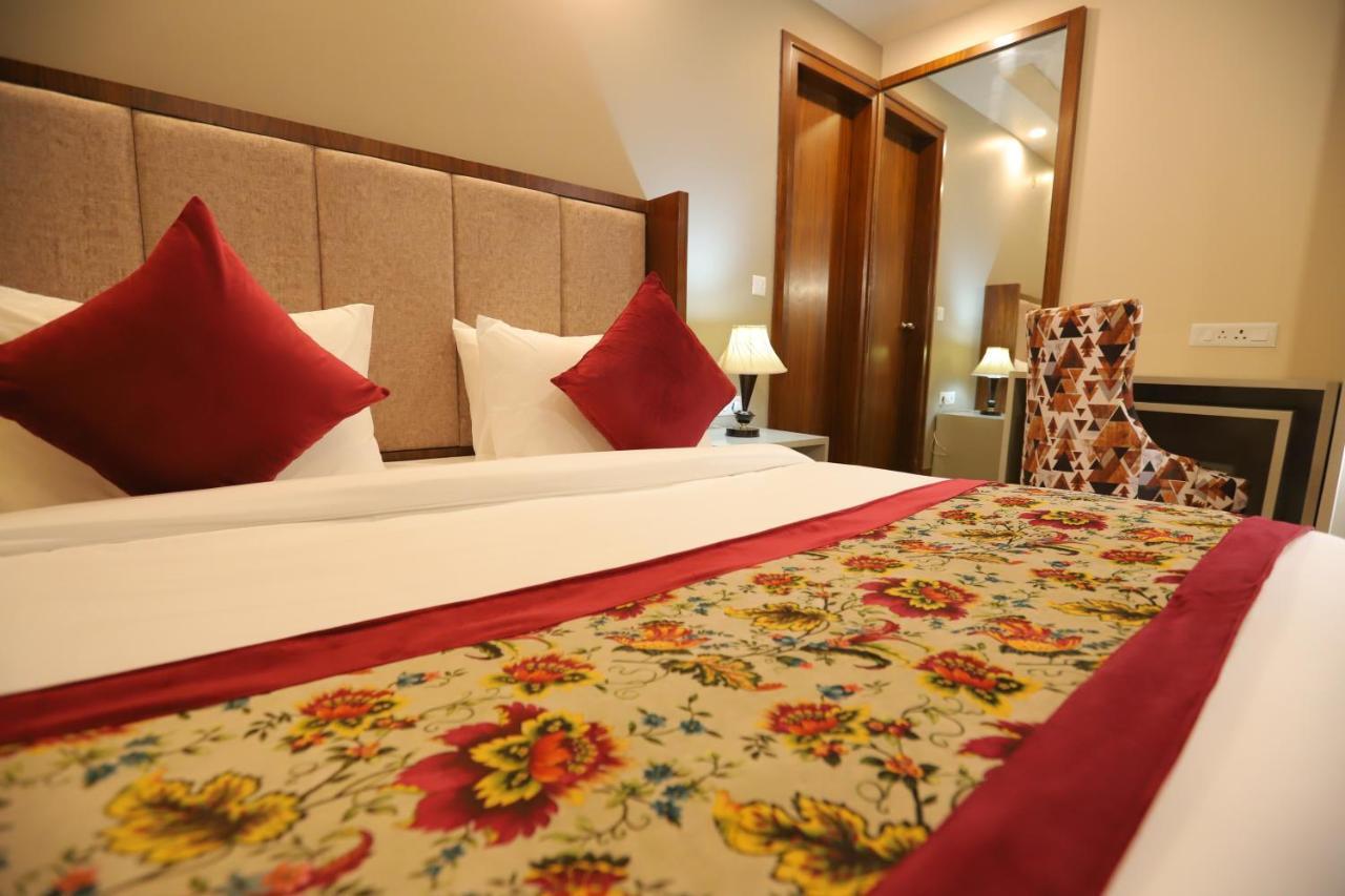 Ip Royal Hotel - New Delhi Extérieur photo
